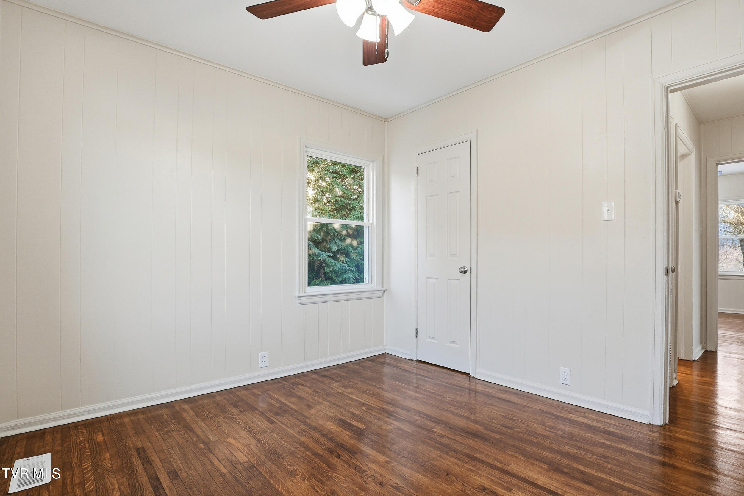 387 Old Watauga Road Watauga, TN 37694 - Photo 13 of 24 16_387 old watauga-16