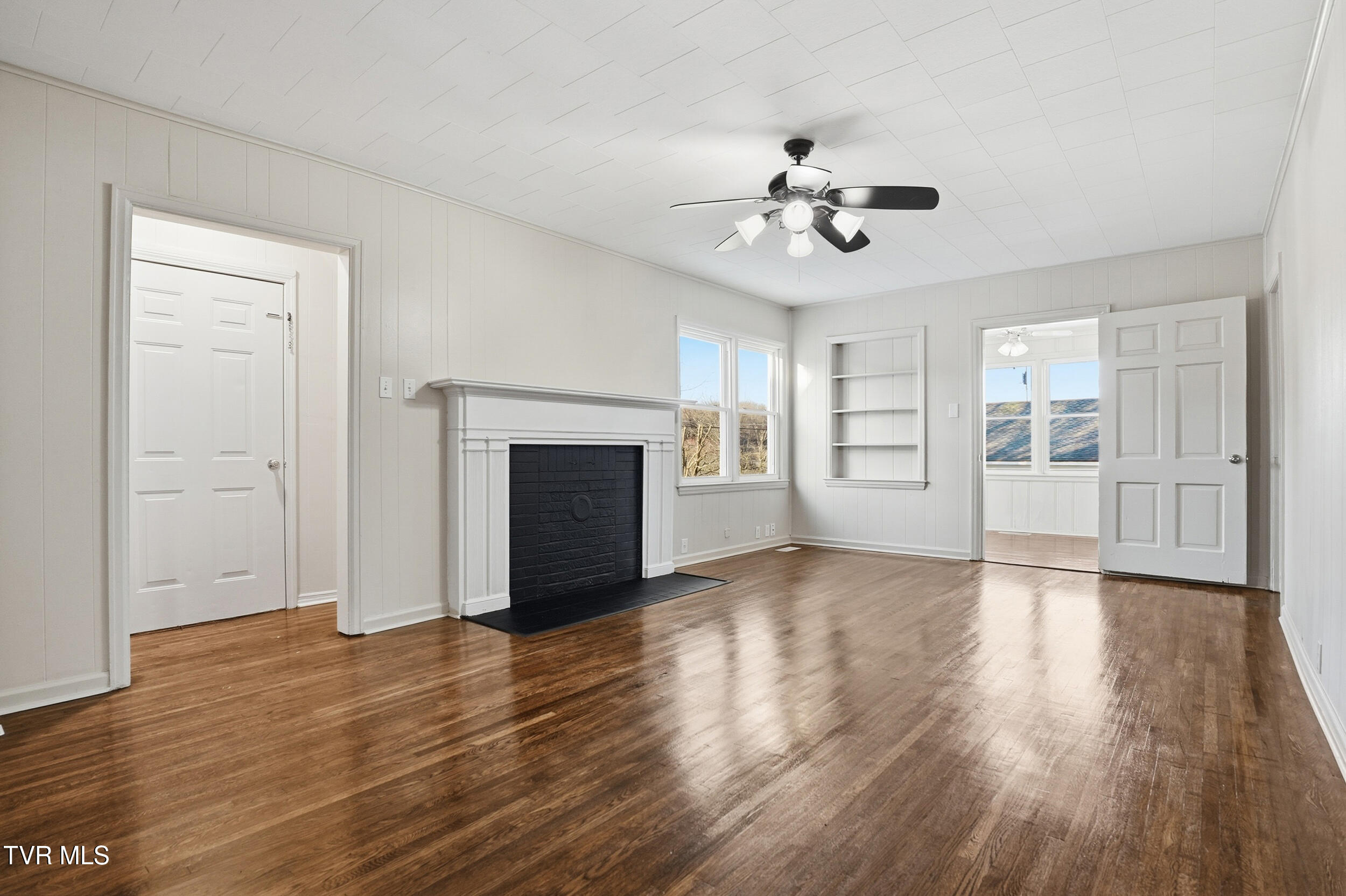 387 Old Watauga Road Watauga, TN 37694 - Photo 4 of 24 6_387 old watauga-06