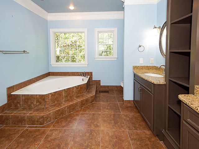 3311 Rees Row Mount Pleasant, SC 29466 - Photo 29 of 59 26