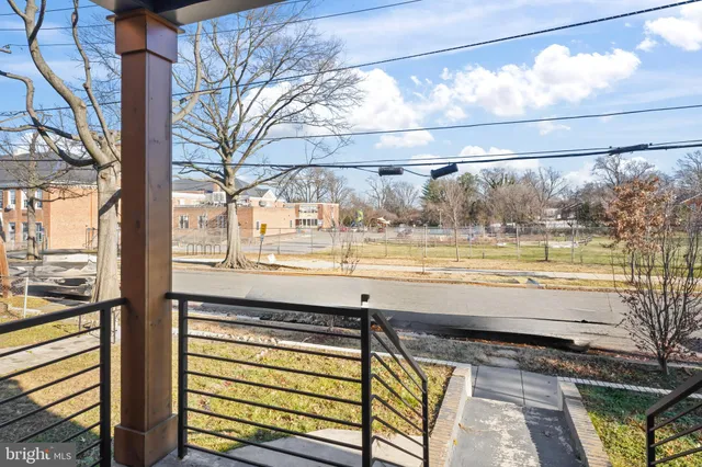 $3,800 | 4226 14th Street Northeast, Washington, DC 20017