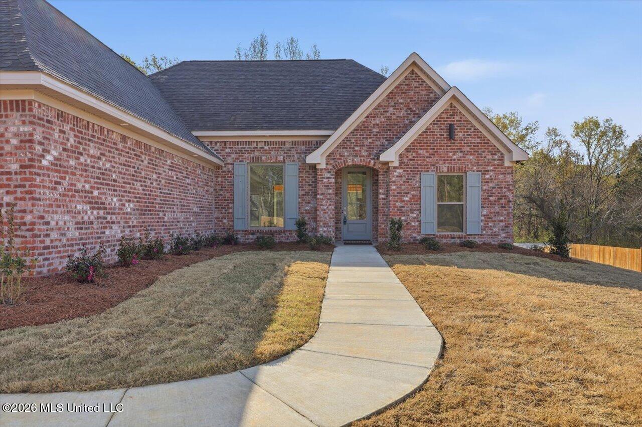 939 Mullican Road Florence, MS 39073 - Photo 3 of 66 03-939 Mullican Rd _ Home Tours MS