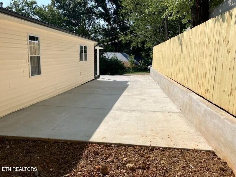 1486 Short Street Morristown, TN 37814 - Photo 5 of 12 a view of a back yard of the house