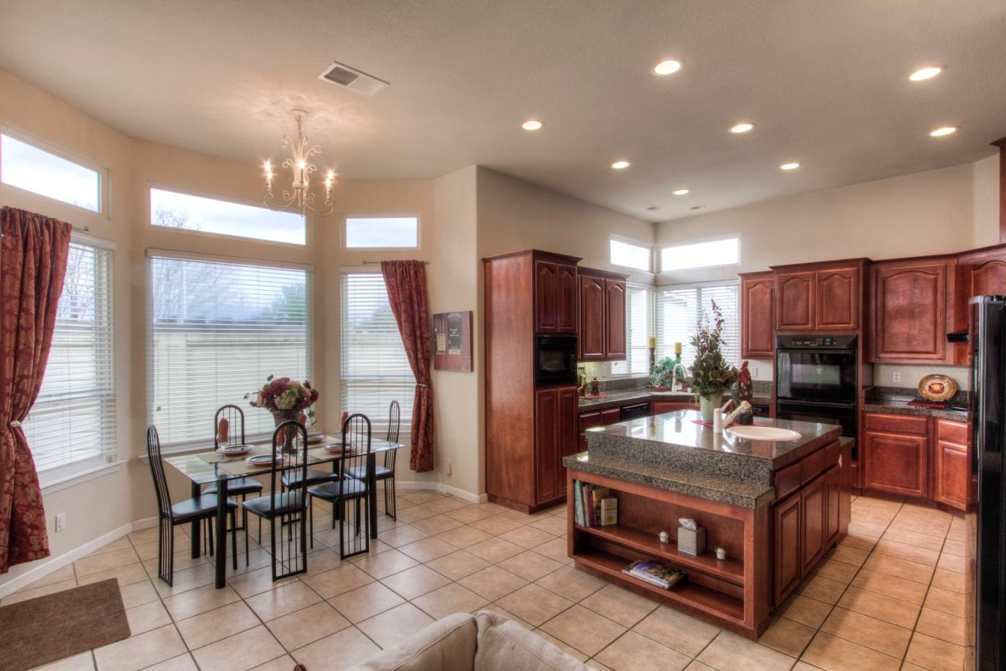 163 Piedmont Road Milpitas, CA 95035 - Photo 10 of 21 Gallery Image 10