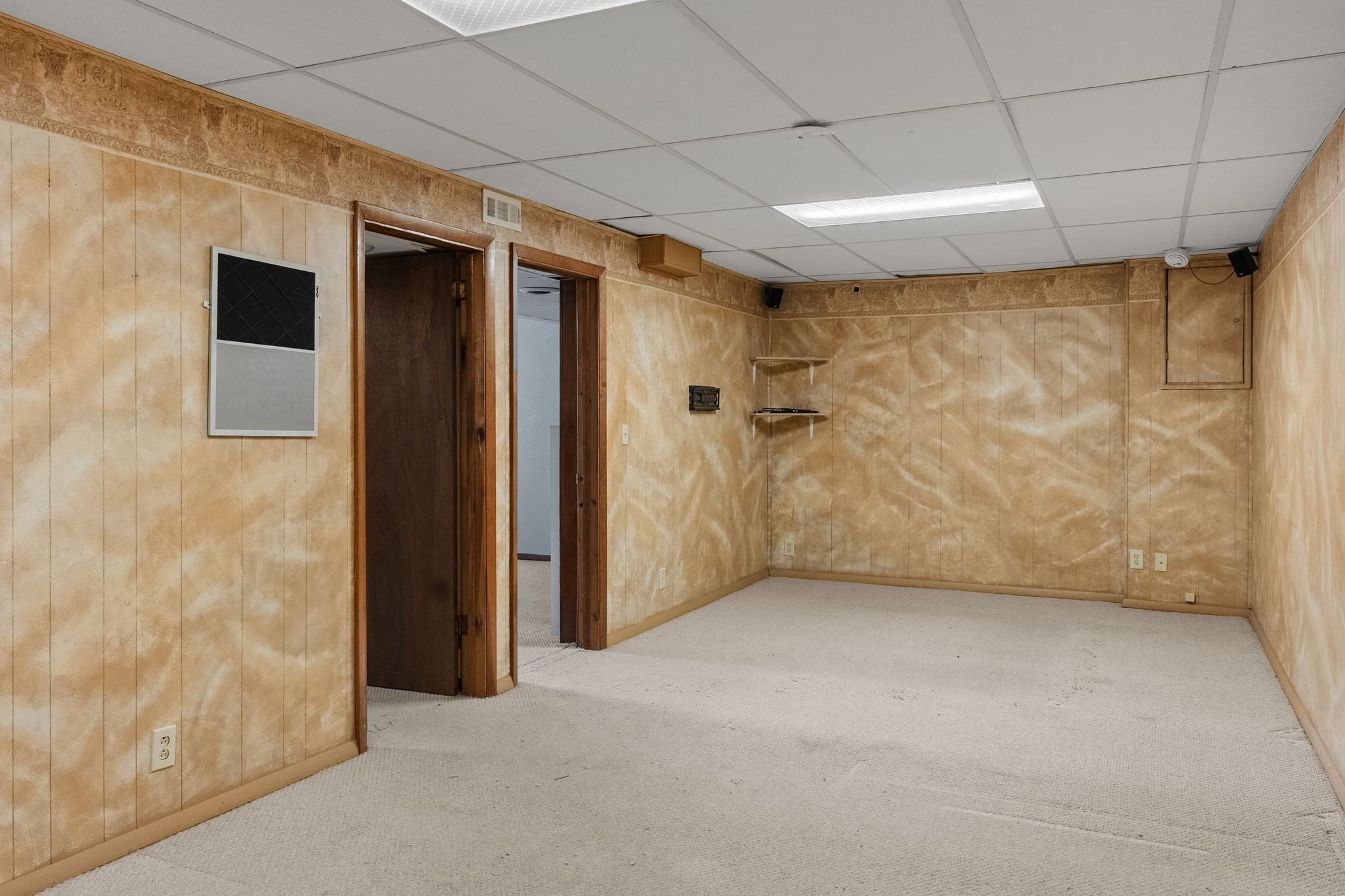 104 Meadowvue Drive Hendersonville, TN 37075 - Photo 31 of 43 a view of empty room with windows