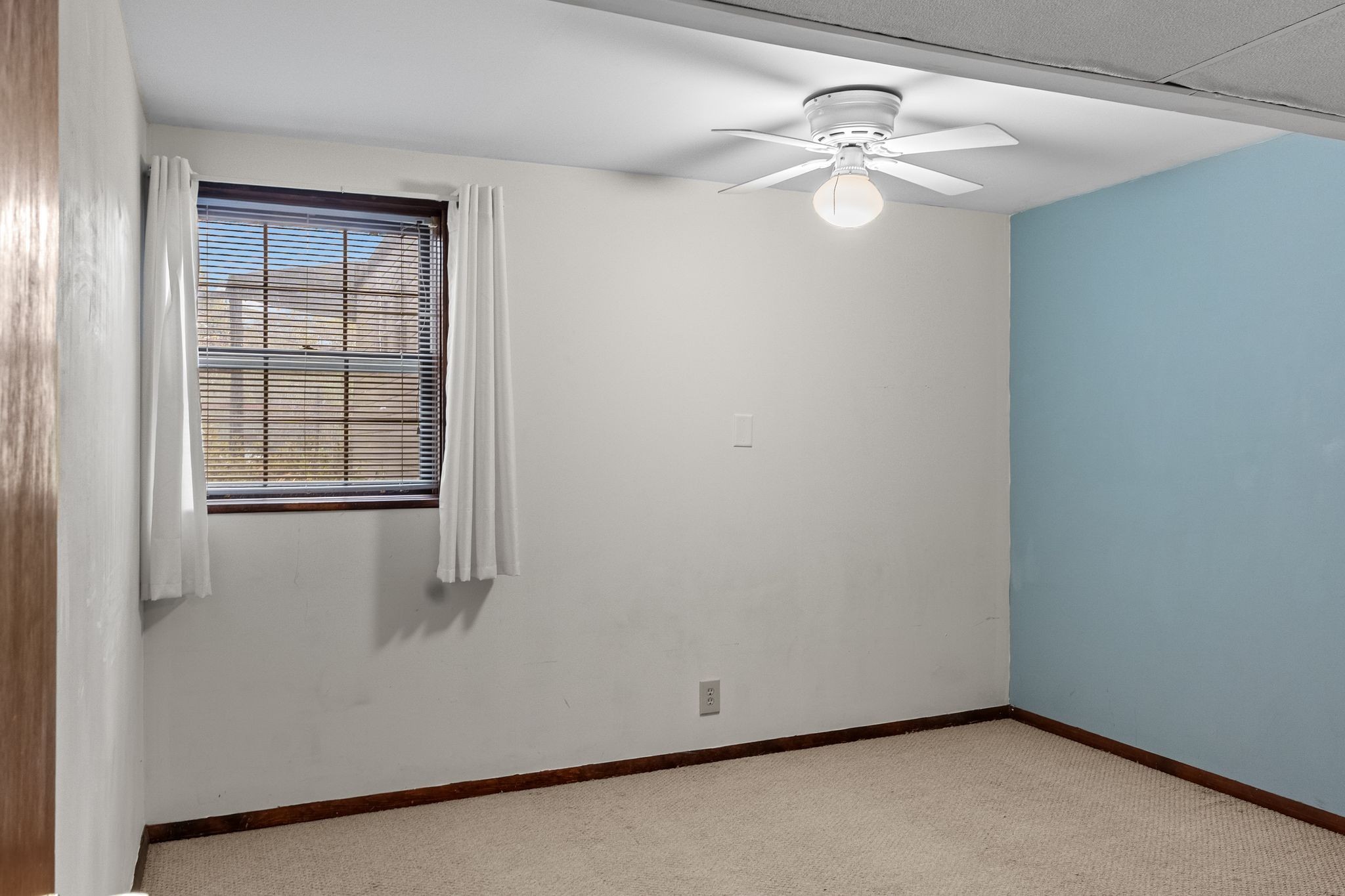 104 Meadowvue Drive Hendersonville, TN 37075 - Photo 33 of 43 a view of empty room with window