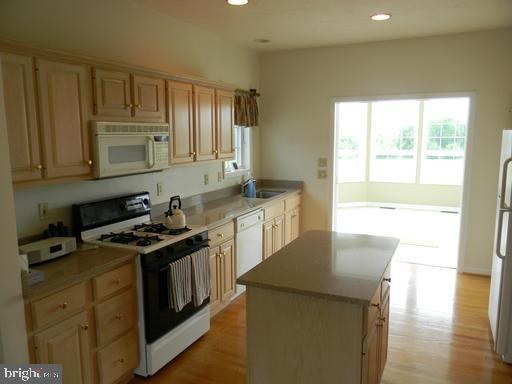 6396 Hoff Road Spring Grove, PA 17362 - Photo 21 of 30 KItchen