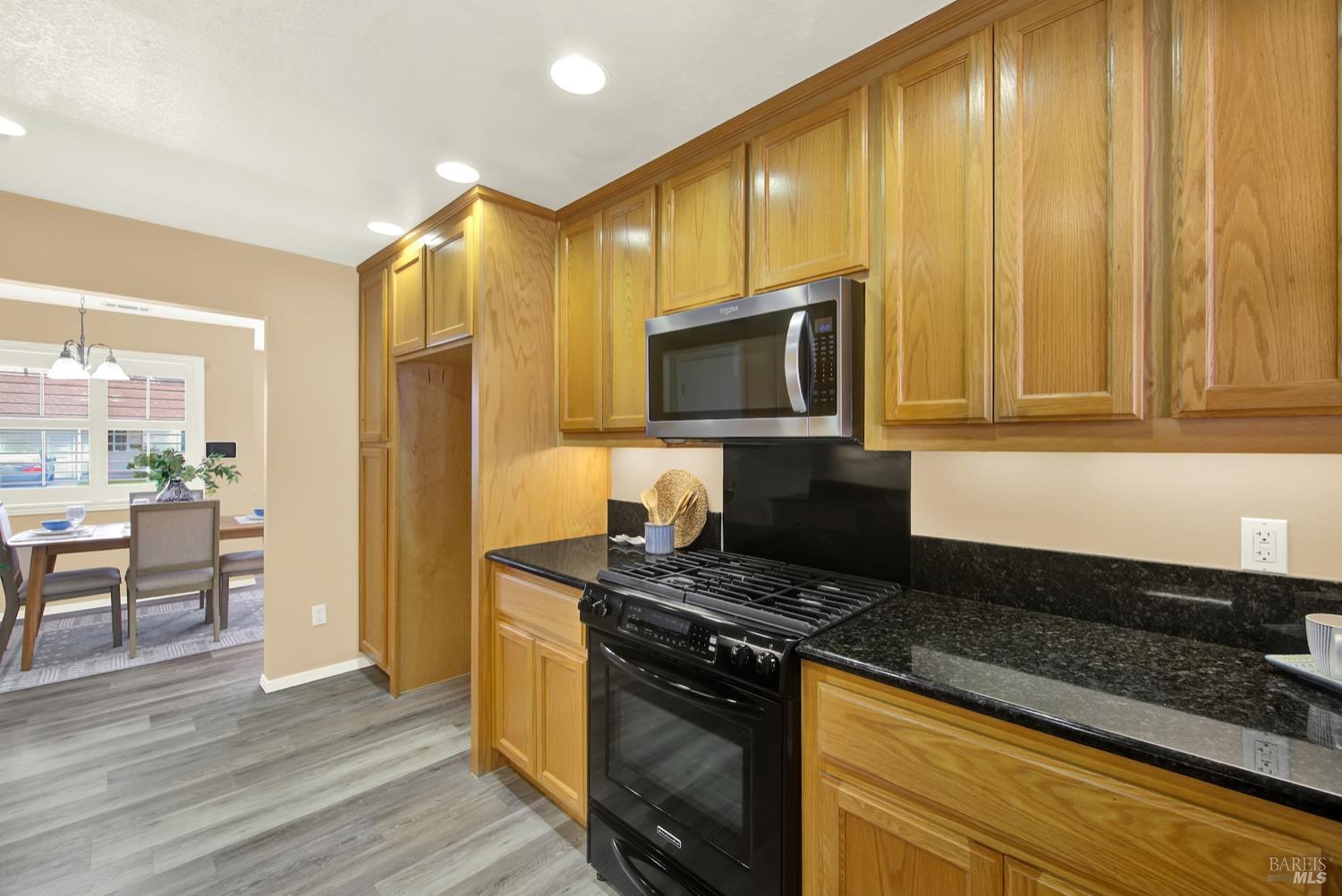 112 East Kentucky Street Fairfield, CA 94533 - Photo 28 of 70