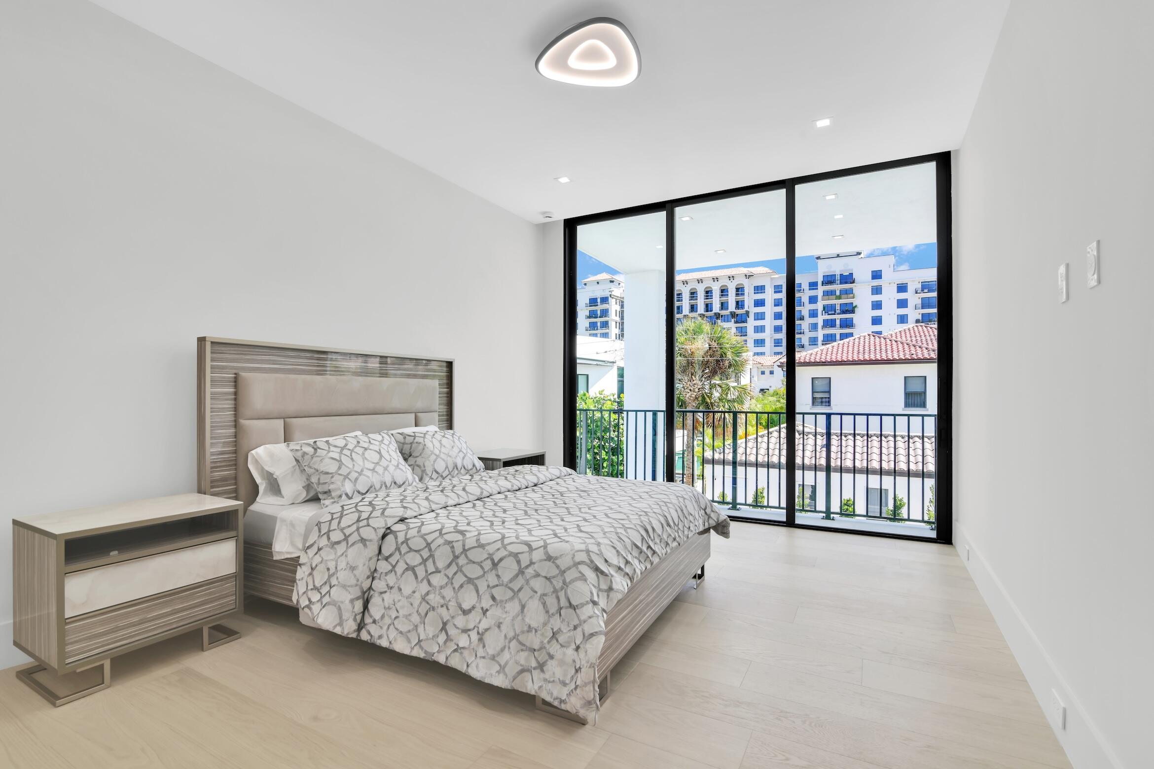 344 Northeast 2nd Street Boca Raton, FL 33432 - Photo 30 of 47 344 NE Second St, Boca Raton 2-79