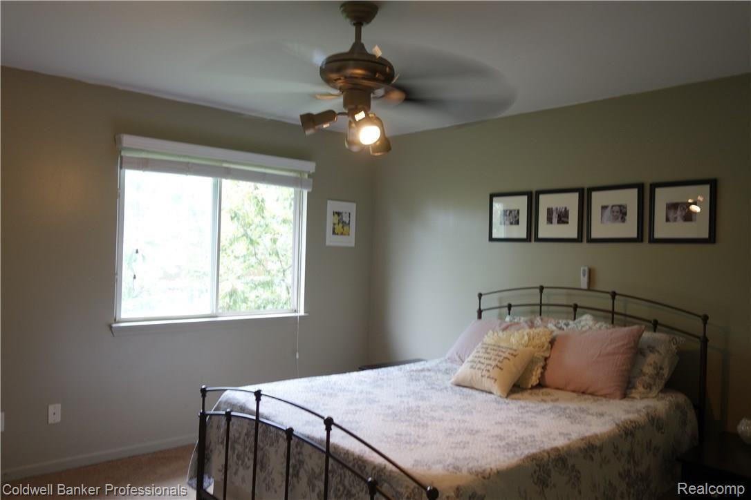 4941 South Crooks Road Royal Oak, MI 48073 - Photo 5 of 18 Master Bedroom has plenty of light and black out blinds. Best of both.