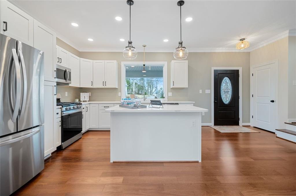 509 Darlington Road Beaver Falls, PA 15010 - Photo 4 of 25 Gallery Image 4