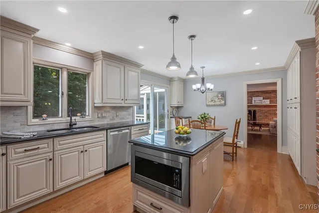 $725,000 | 5027 Pine Valley Drive, De Witt, NY 13066