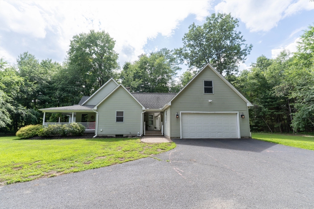 132 Springfield Road Belchertown, MA 01007 - Photo 2 of 42