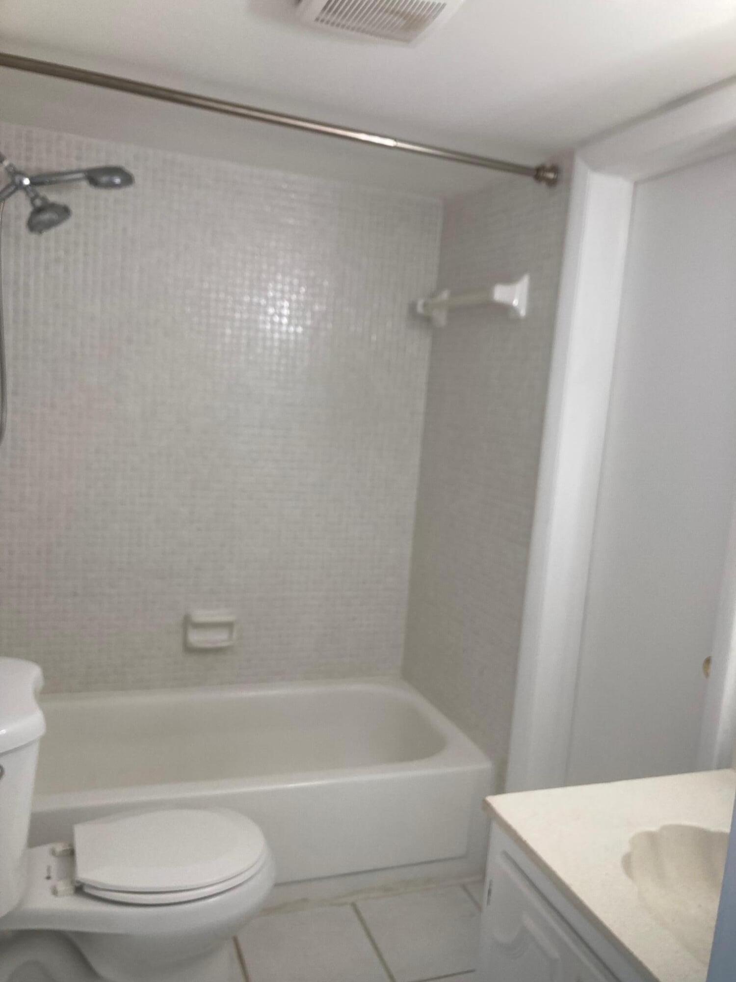 2936 Lake Shore Drive, Unit 409 Riviera Beach, FL 33404 - Photo 7 of 10 Bathroom