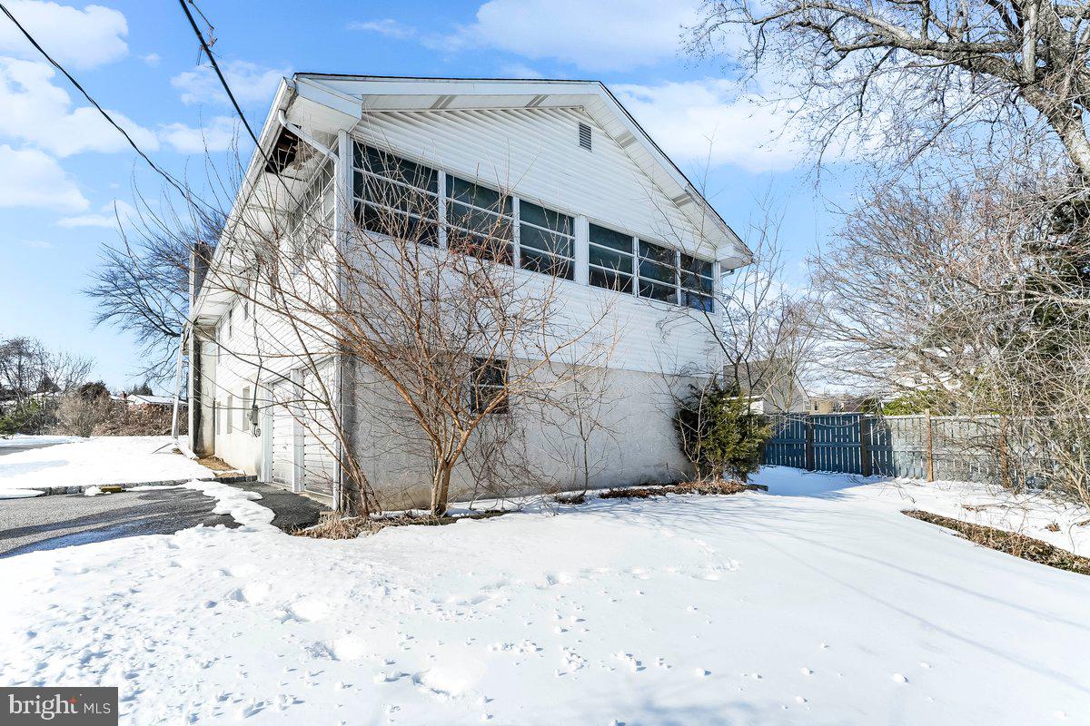 641 West Sproul Road Springfield, PA 19064 - Photo 6 of 41 Gallery Image 6