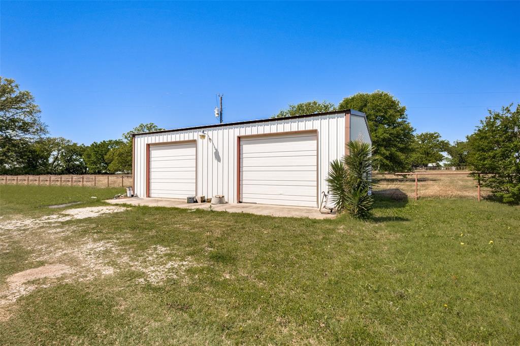 538 Private Road 1100 Decatur, TX 76234 - Photo 5 of 21