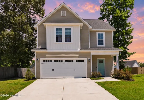 $309,900 | 203 Broadleaf Drive, Jacksonville, NC 28546