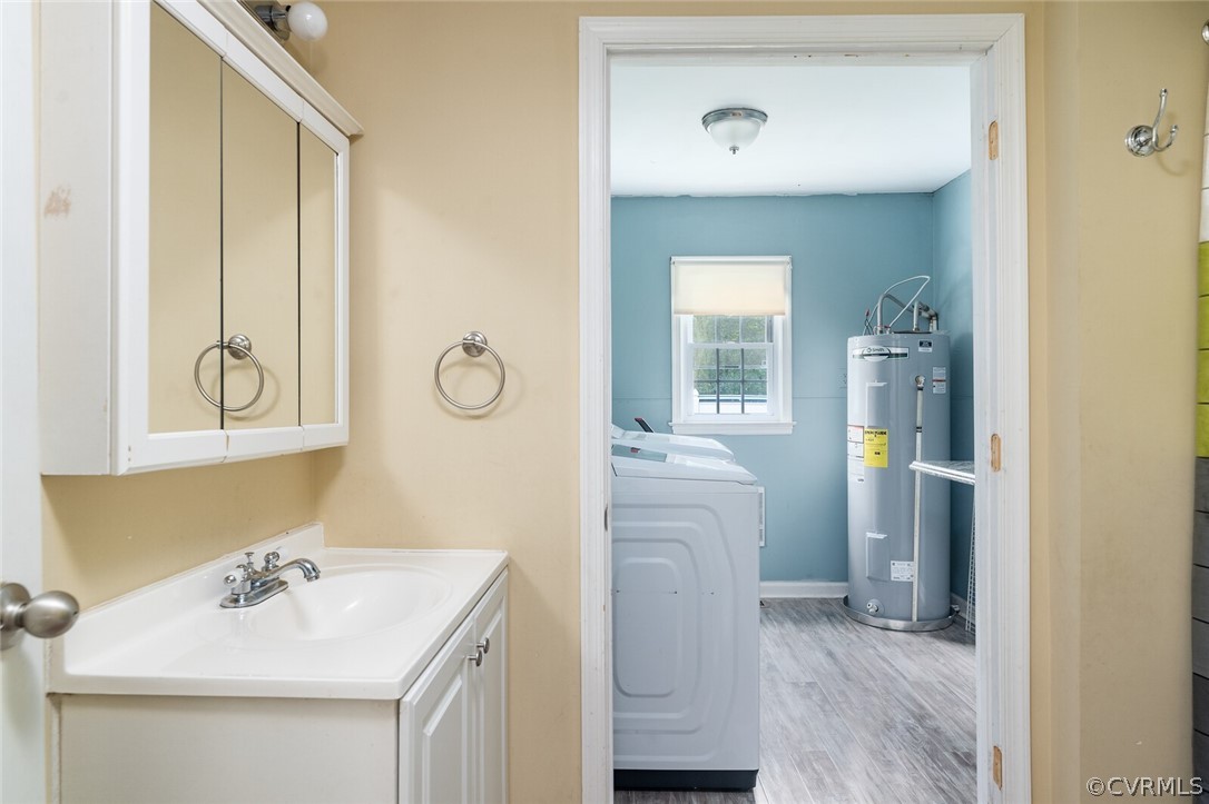 13919 Arwood Road Disputanta, VA 23842 - Photo 24 of 47 1st Floor Full Bath