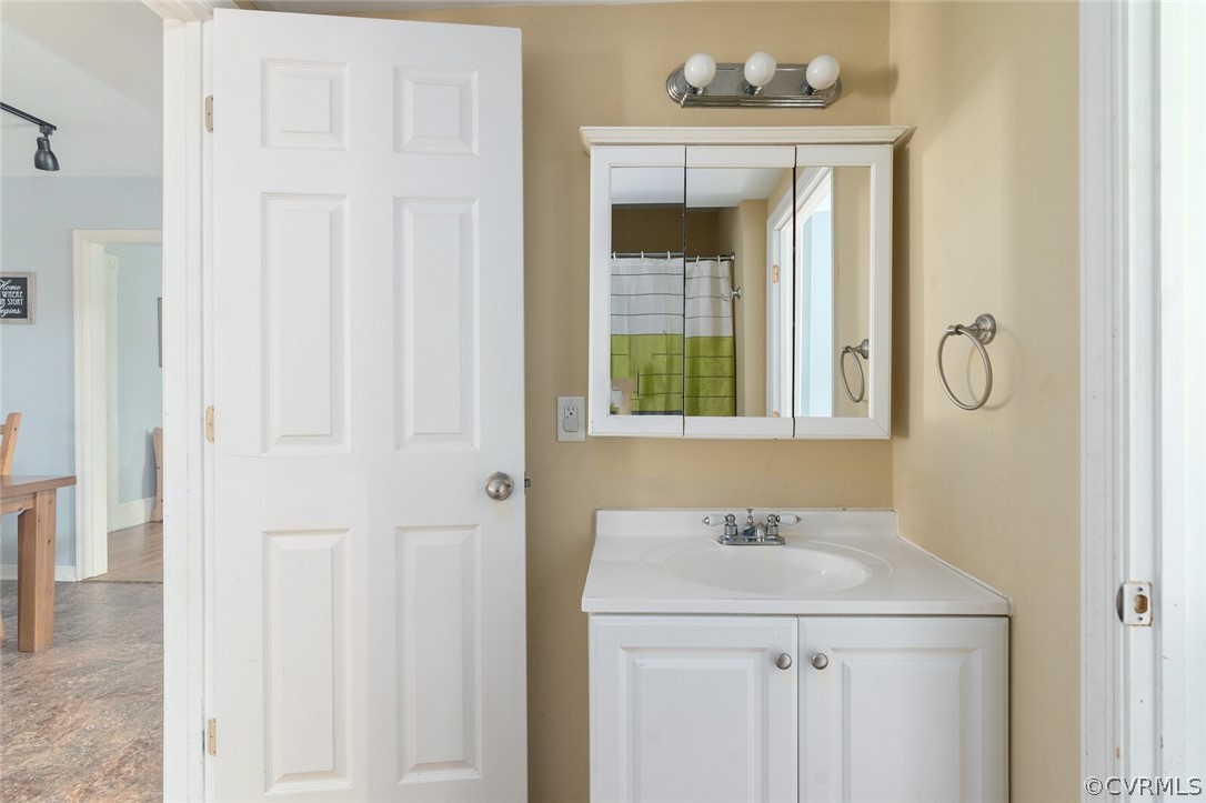 13919 Arwood Road Disputanta, VA 23842 - Photo 25 of 47 1st Floor Full Bath