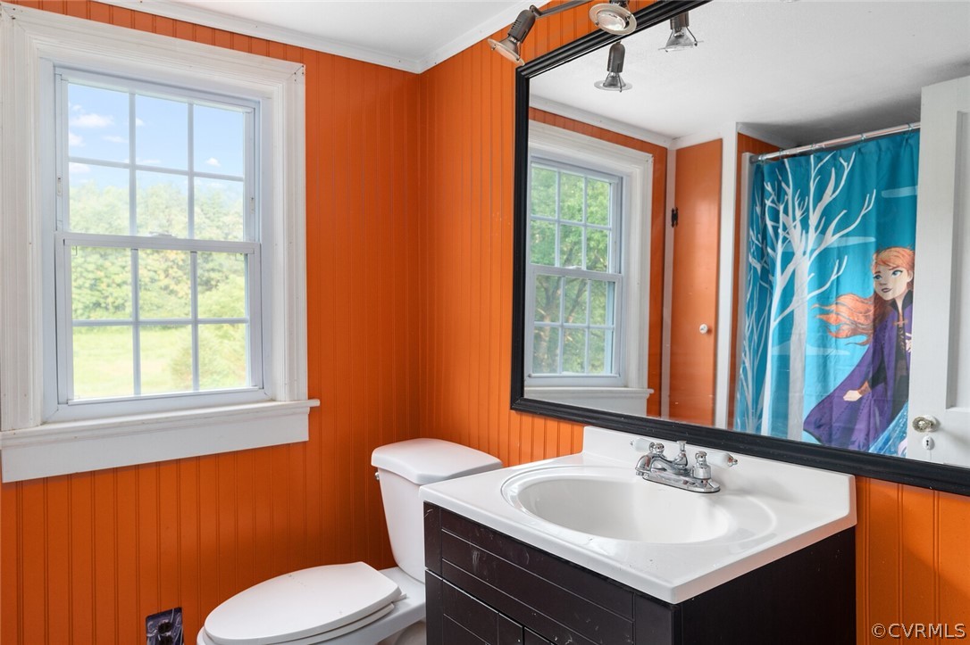 13919 Arwood Road Disputanta, VA 23842 - Photo 34 of 47 2nd Floor Full Bath