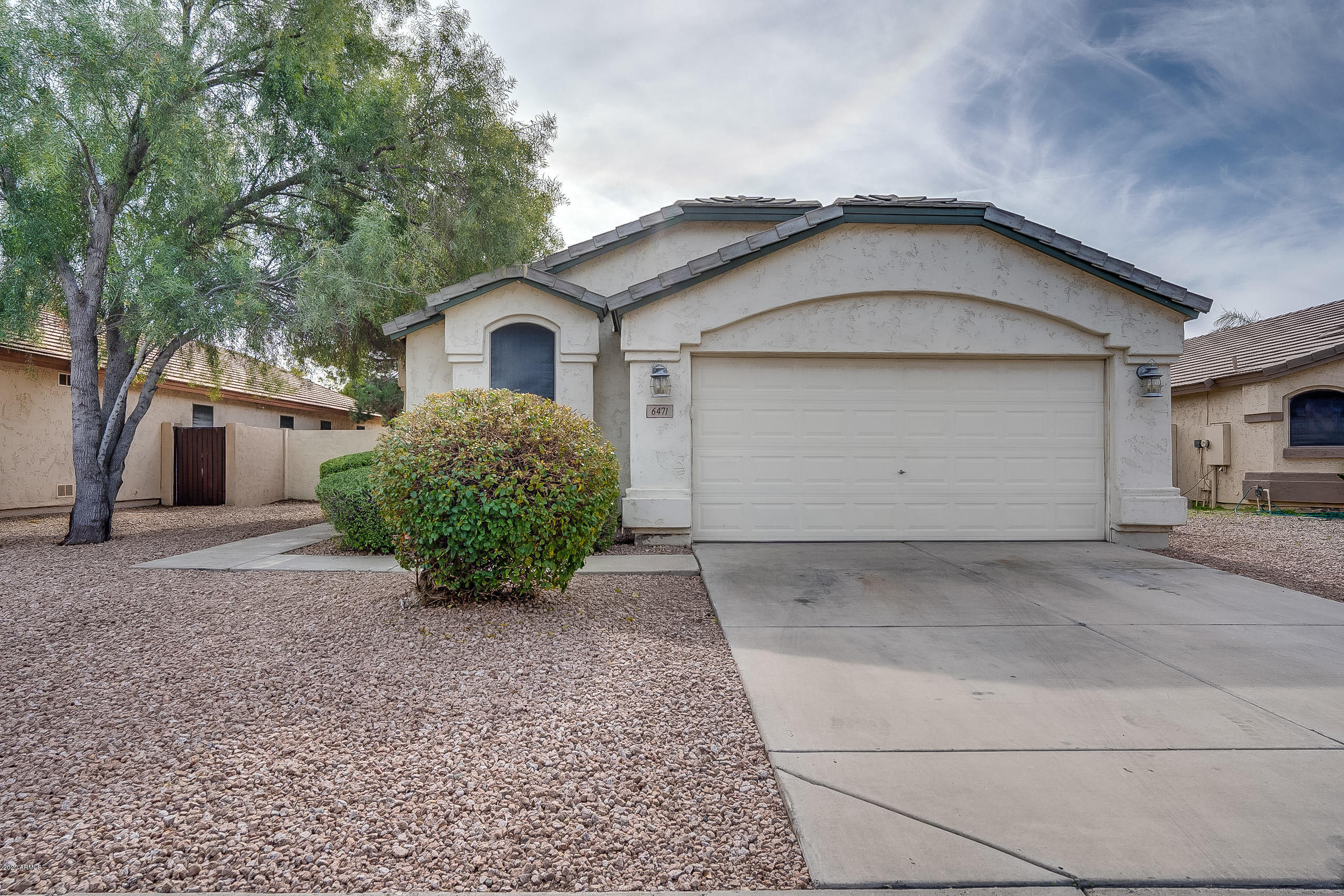 6471 West Escuda Road Glendale, AZ 85308 - Photo 3 of 36 Escuda-3