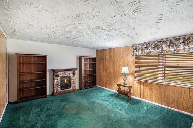 $375,000 | 51765 Easy Street, Paw Paw, MI 49079