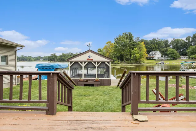 $375,000 | 51765 Easy Street, Paw Paw, MI 49079