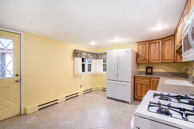 $375,000 | 51765 Easy Street, Paw Paw, MI 49079