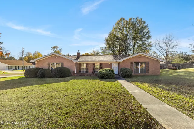 $154,900 | 112 Marshall Place, Hattiesburg, MS 39402