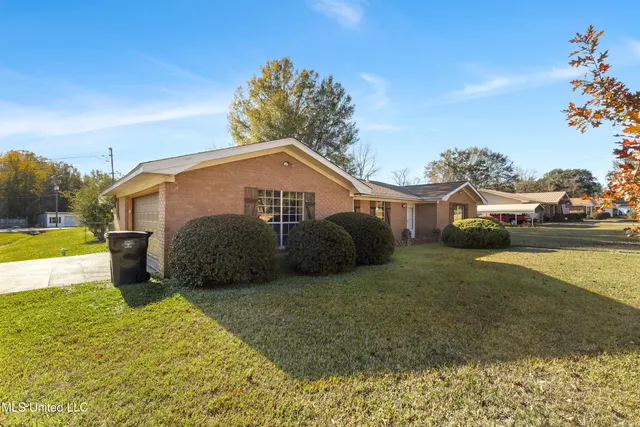 $154,900 | 112 Marshall Place, Hattiesburg, MS 39402