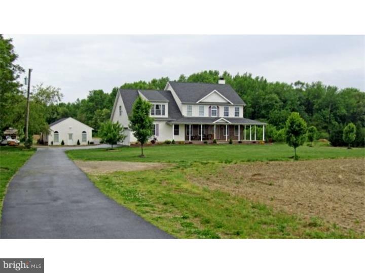 890 Elk Road Monroeville, NJ 08343 - Photo 4 of 19 Driveway