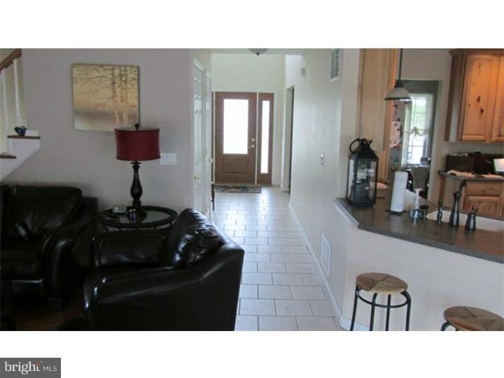 890 Elk Road Monroeville, NJ 08343 - Photo 7 of 19 Family Room