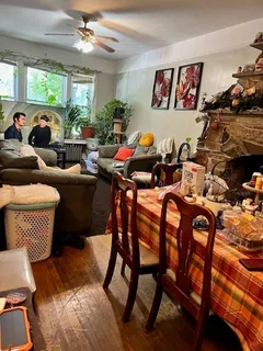 $1,100,000 | 1946 West Armitage Avenue, Chicago, IL 60622