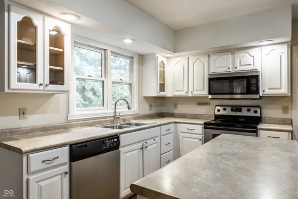$3,400 | 795 Grace Drive, Carmel, IN 46032