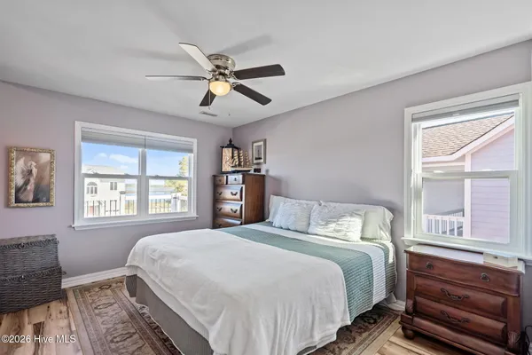 $989,000 | 121 Seagull Court, Surf City, NC 28445