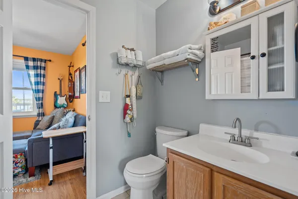 $989,000 | 121 Seagull Court, Surf City, NC 28445