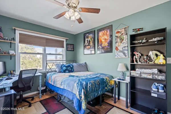 $989,000 | 121 Seagull Court, Surf City, NC 28445