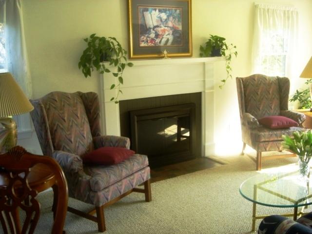 187 Eleanor Road Pittsfield, MA 01201 - Photo 9 of 19 7