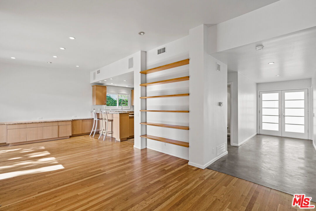 3444 Cloudcroft Drive Malibu, CA 90265 - Photo 9 of 50