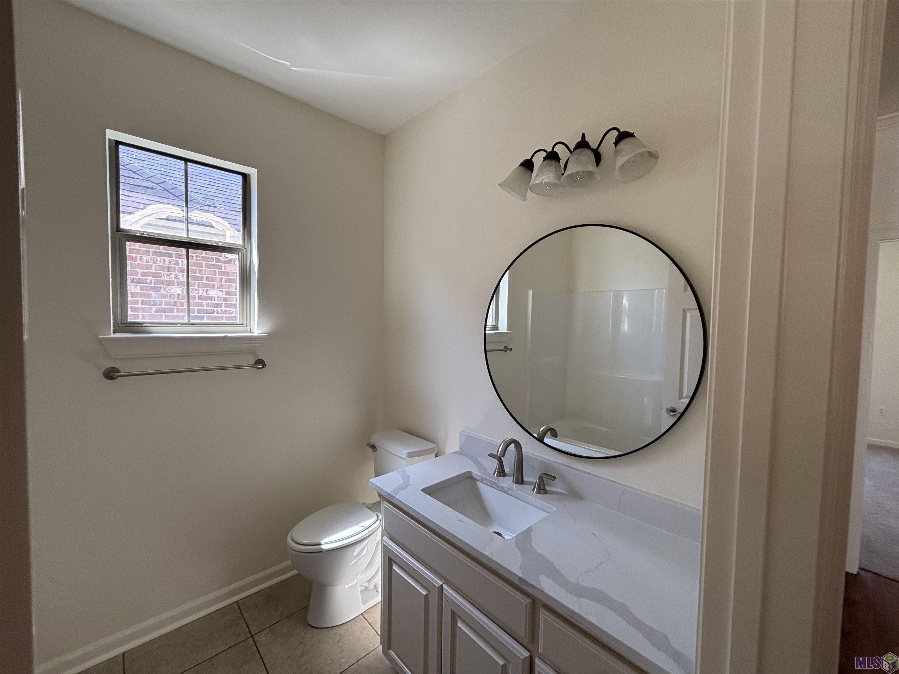 7047 Sweetspire Drive Baton Rouge, LA 70817 - Photo 17 of 25 BATHROOM 2