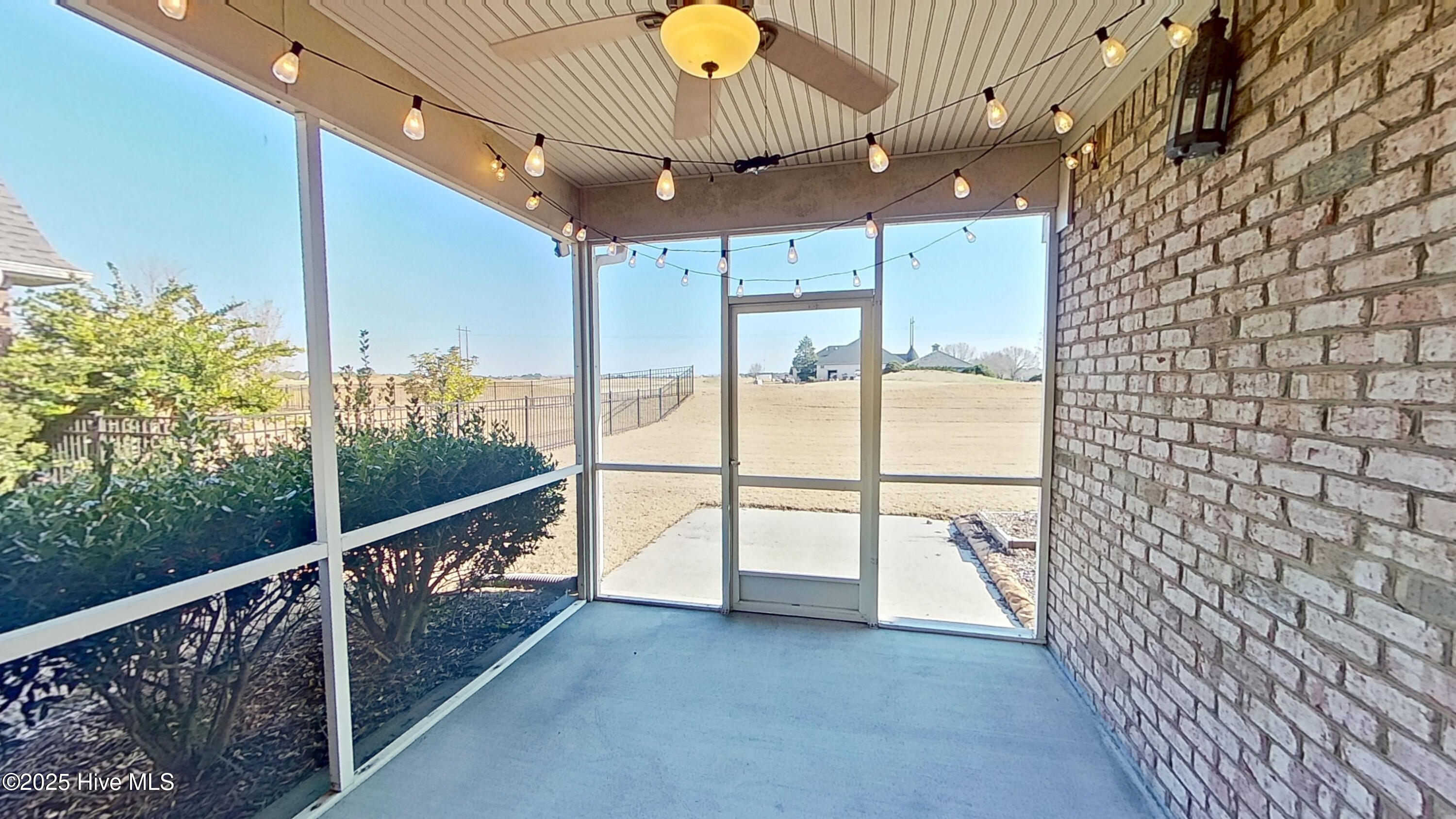 360 Highlands Drive Hampstead, NC 28443 - Photo 16 of 37 15- 360 Highlands Dr