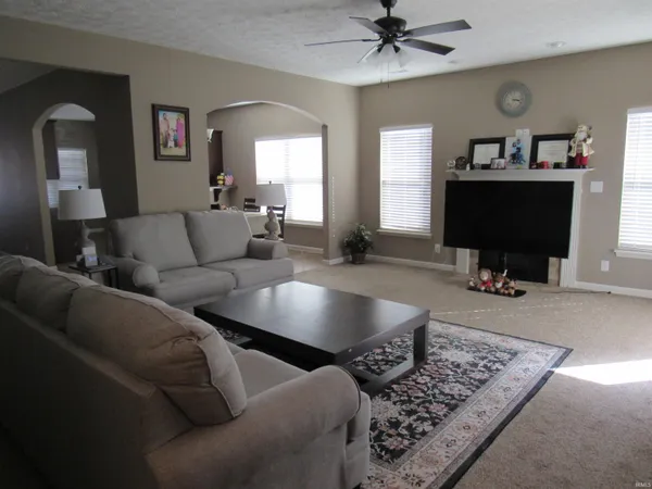 $334,900 | 1116 Spring Hill Drive, Kokomo, IN 46902