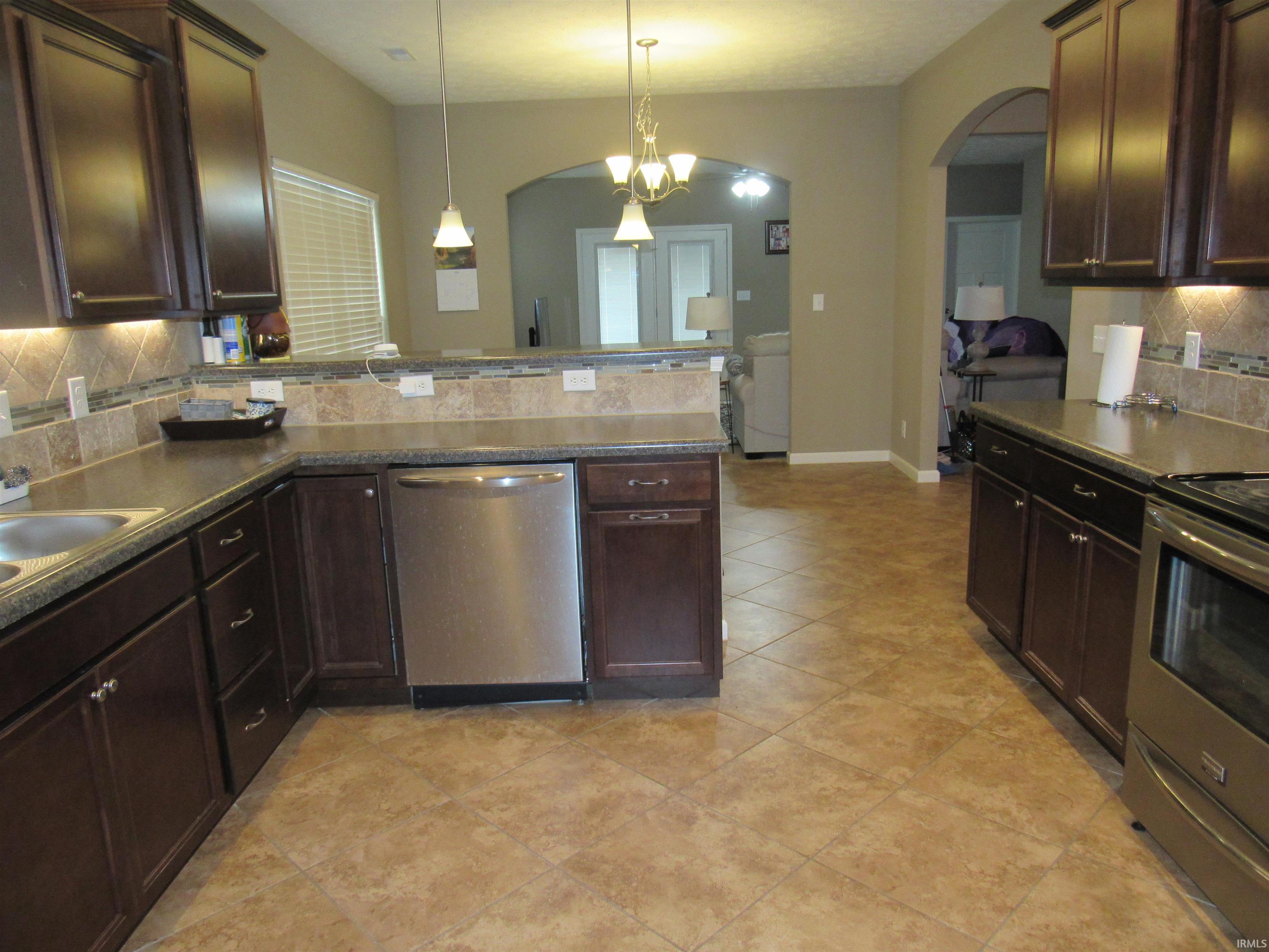 1116 Spring Hill Drive Kokomo, IN 46902 - Photo 9 of 29