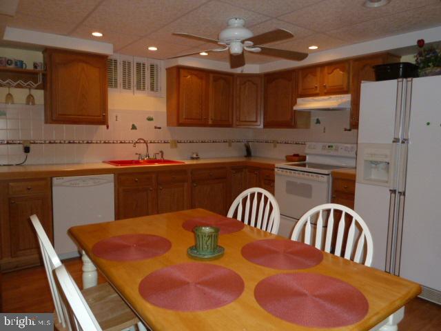 2360 Jonquil Road York, PA 17403 - Photo 21 of 25