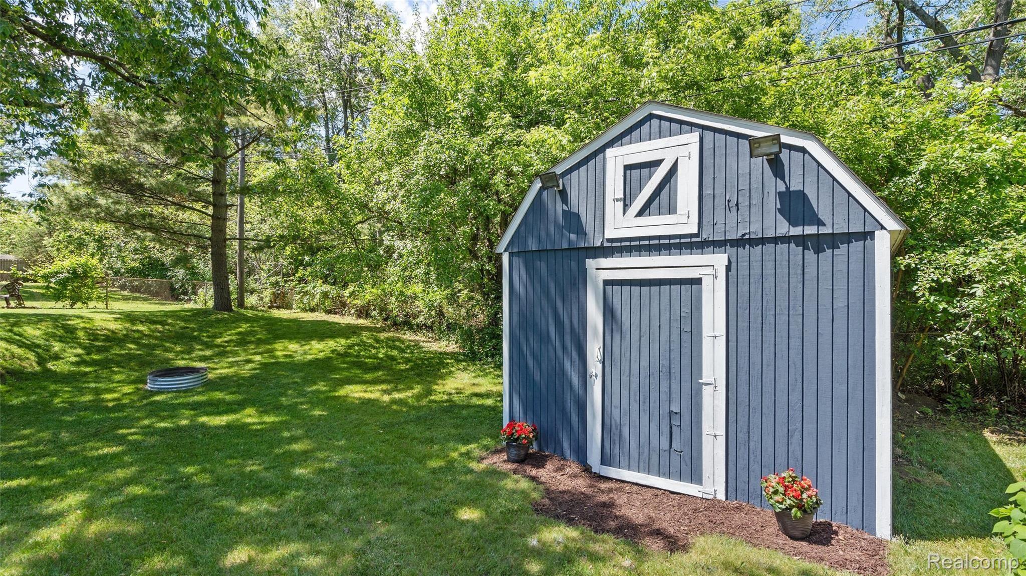 3280 Genoa Road Clarkston, MI 48346 - Photo 24 of 29 24-DSC02878.jpg