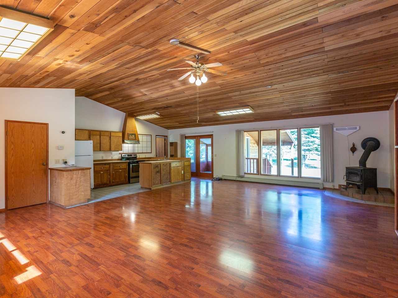 13315 East Oregon Road Elk, WA 99009 - Photo 3 of 20
