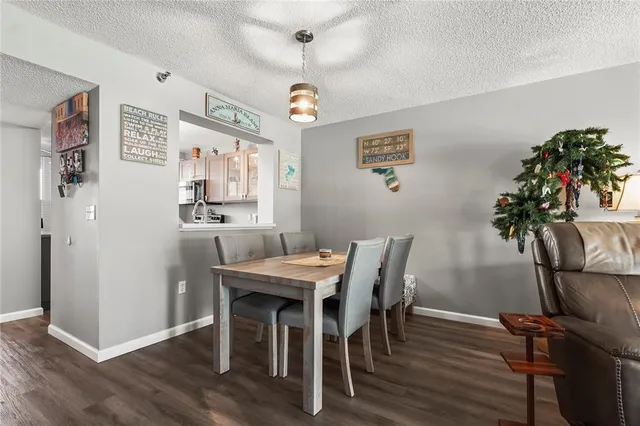 $240,000 | 3750 Pinebrook Circle, Unit 104, Bradenton, FL 34210