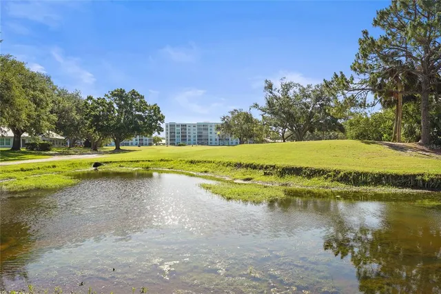 $240,000 | 3750 Pinebrook Circle, Unit 104, Bradenton, FL 34210