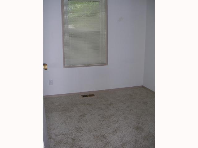 8201 Crousore Road Indianapolis, IN 46219 - Photo 7 of 8 Gallery Image 7
