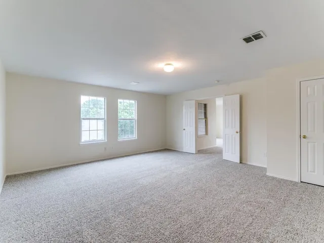 $525,000 | 1105 Windhaven Circle, Lewisville, TX 75067