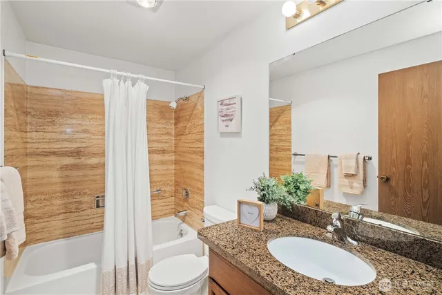 $499,999 | 200 Mountain Park Boulevard Southwest, Unit A204, Issaquah, WA 98027